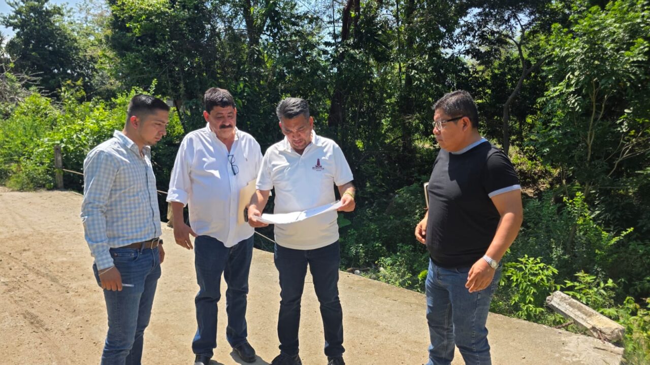 Alfredo San Román supervisa obras y proyecta nuevas acciones para el bienestar de Huejutla