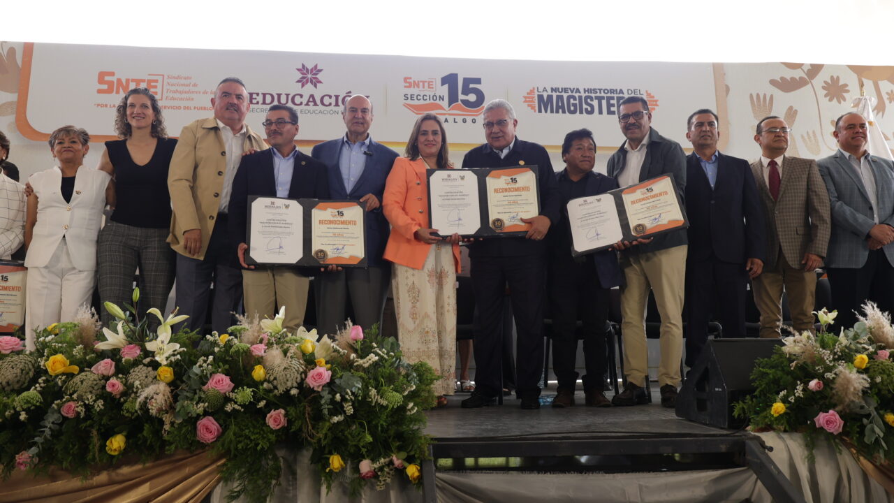 SEPH y SNTE reconocen trayectoria de mil 912 trabajadoras y trabajadores de la educación